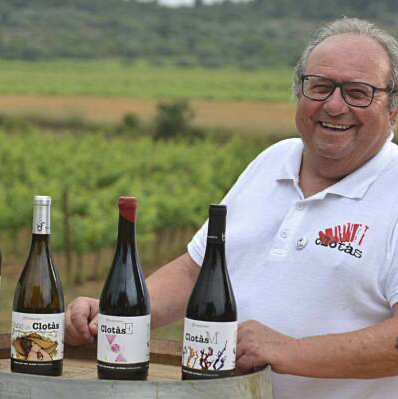 El sector del vino rinde homenaje en Alicante Gastronómica al bodeguero Vicente Flors, recuperador de la viticultura artesanal castellonense